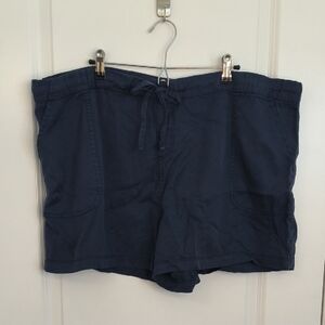GAP Women's Blue Cargo Shorts